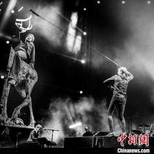 陽光沙灘與27組“熱愛” 蝦米音樂節(jié)高質(zhì)亮相的背后(圖2) 陽光沙灘與27組“熱愛” 蝦米音樂節(jié)高質(zhì)亮相的背后(圖2)