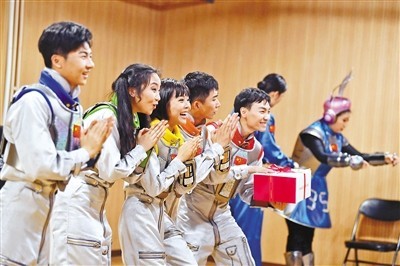 “年輕不設限” 北京喜劇院煥新重張(圖2)