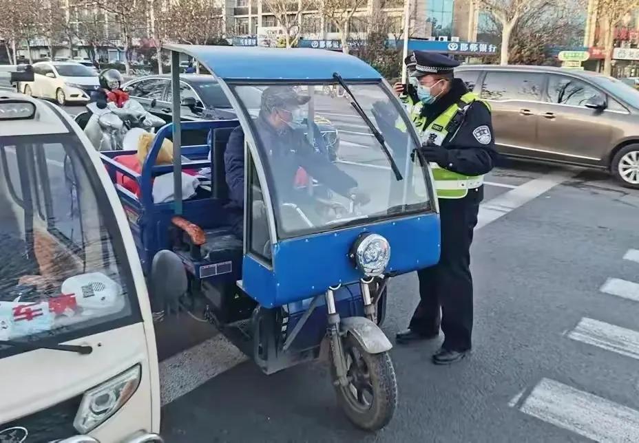 淄博燒烤店美女老板：我們不是為賺錢，而是為淄博的榮譽而戰(zhàn)！(圖6)