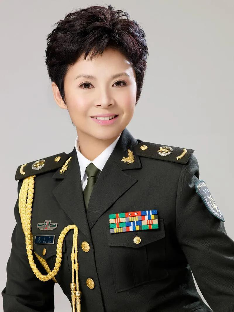 告別儀式合影曝光，李雙江白雪董文華神情嚴肅，黃宏笑容惹爭議(圖9)