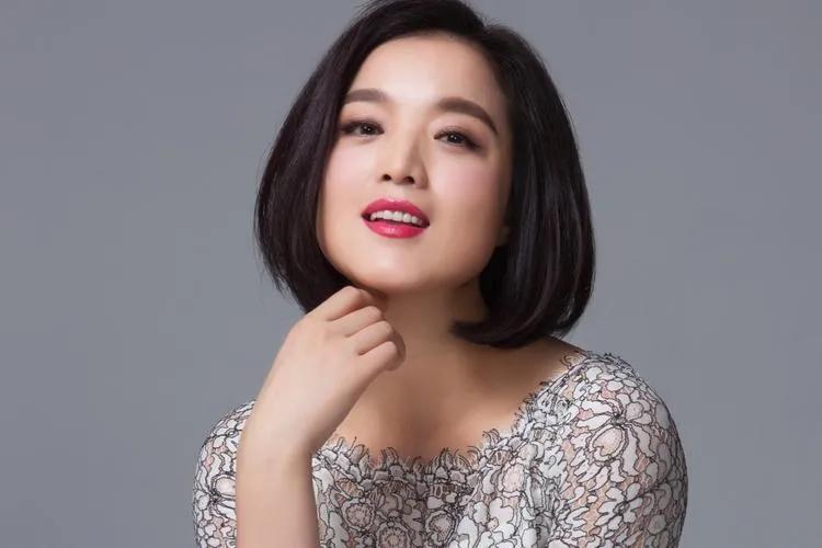 告別儀式合影曝光，李雙江白雪董文華神情嚴肅，黃宏笑容惹爭議(圖10)
