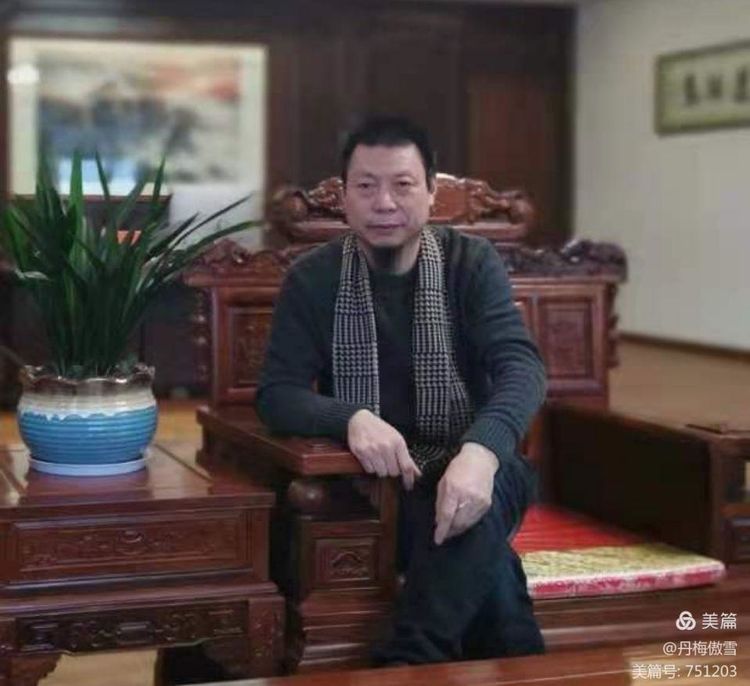 博采萬象貫古通今，筆神墨仙傳承千年——記中國抄經(jīng)第一人，萬福圖騰創(chuàng)始人江南余良先生