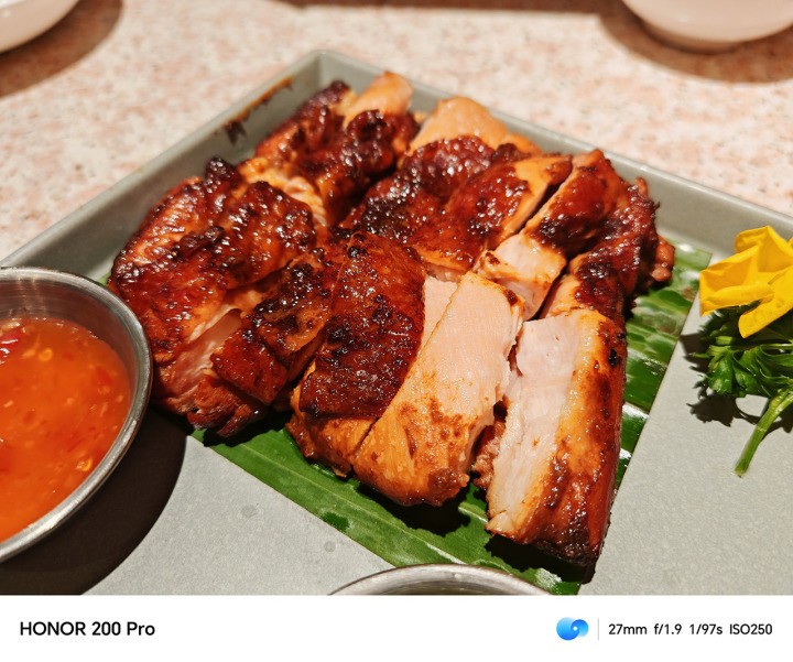 榮耀200怎么樣 實(shí)測(cè)真的適合學(xué)生黨！(圖2)