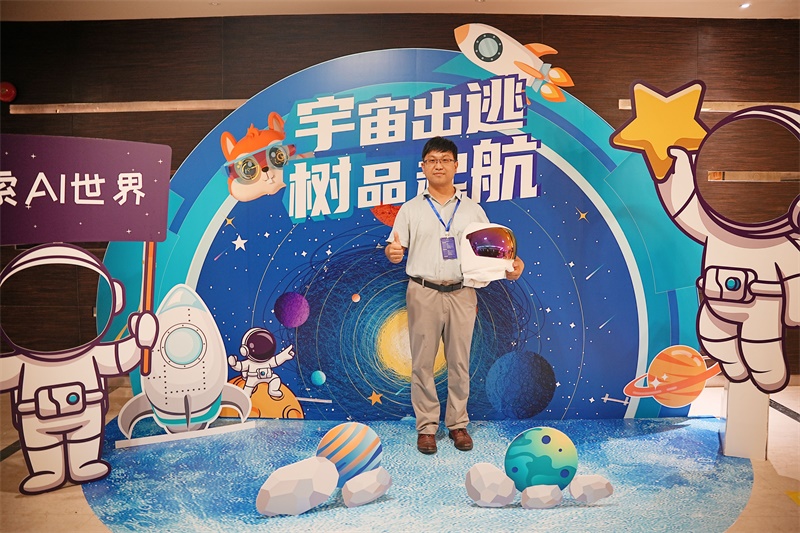 南方網(wǎng)通第二十五屆渠道商交流大會(huì)，成功狙擊營(yíng)銷新市場(chǎng)！(圖26)