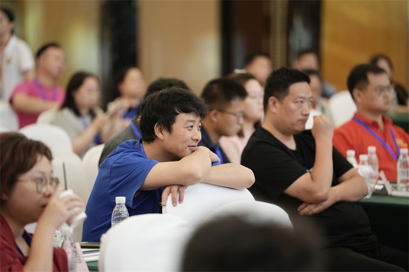 南方網(wǎng)通第二十五屆渠道商交流大會(huì)，成功狙擊營(yíng)銷新市場(chǎng)！(圖45)