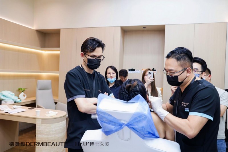 大事件！超震撼！“德美顏超級童顏”兩岸三地導師技術交流會暨蝶羽療法技術發布會璀璨落幕！(圖13)